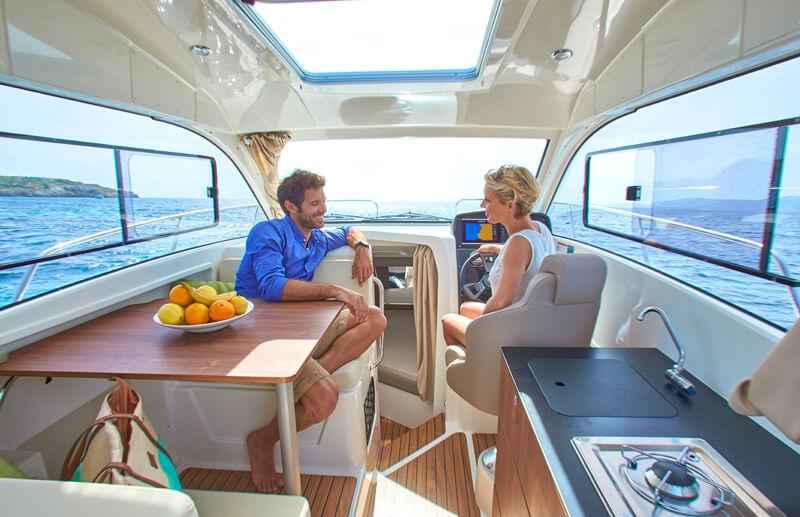 Motorboot Quicksilver Activ 805 Weekend, bis 250PS (NEU auf Bestellung)