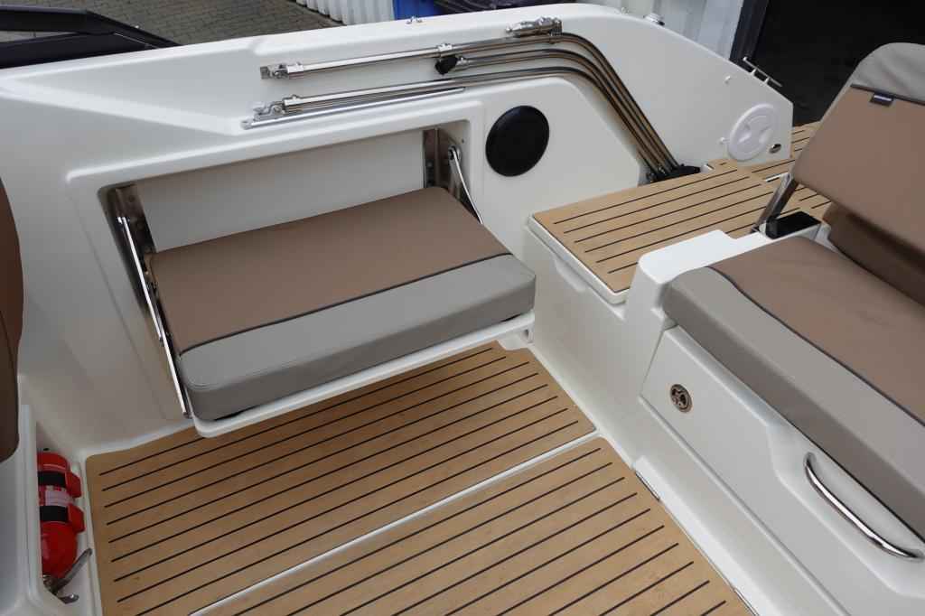 Motorboot Quicksilver Activ 675 Cruiser inkl. Trailer & Bodenseezul. (1. Hand)