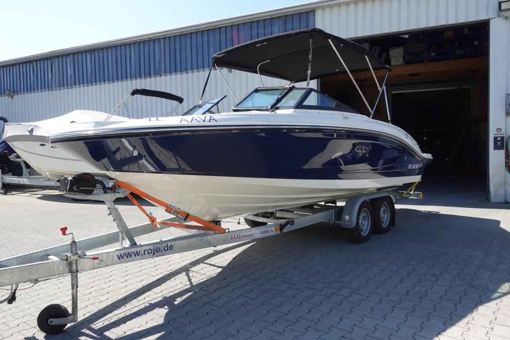 Motorboot Sea Ray SPXE 210 & Trailer (1. Hand)