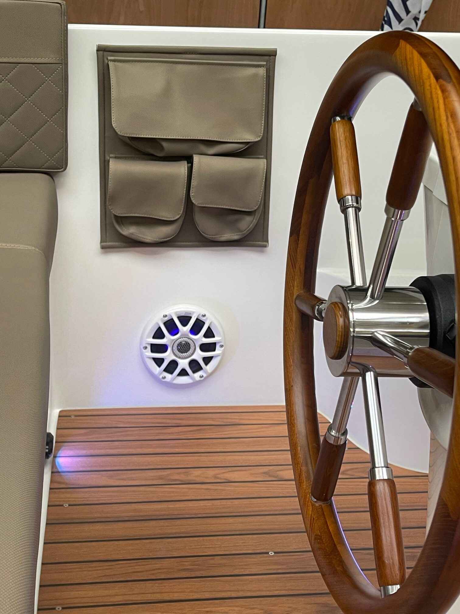 Motorboot Riomar 620