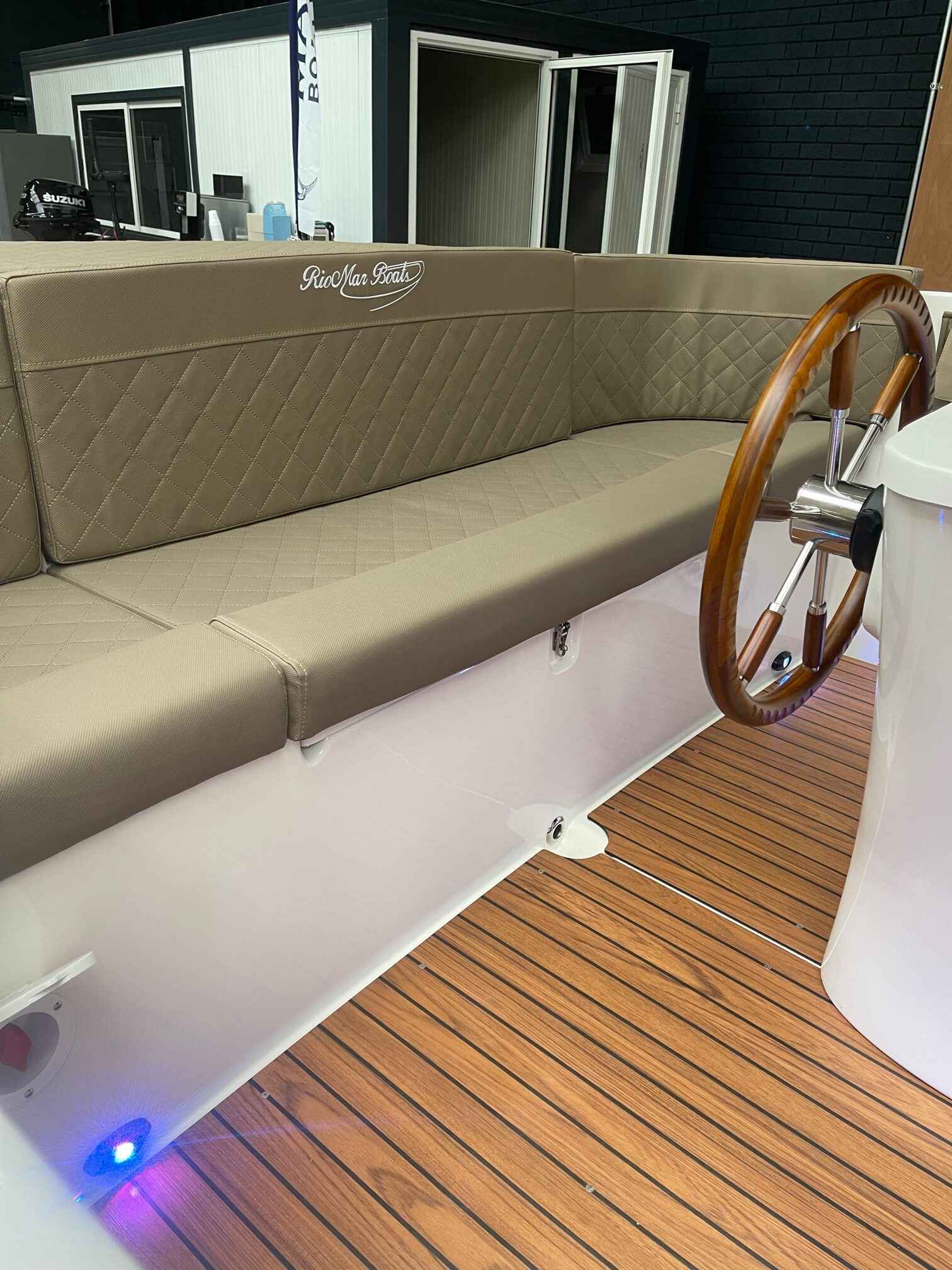 Motorboot Riomar 620