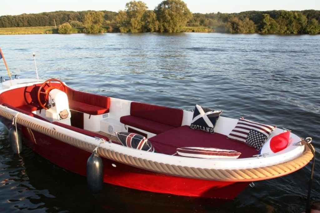 Motorboot Riomar 615