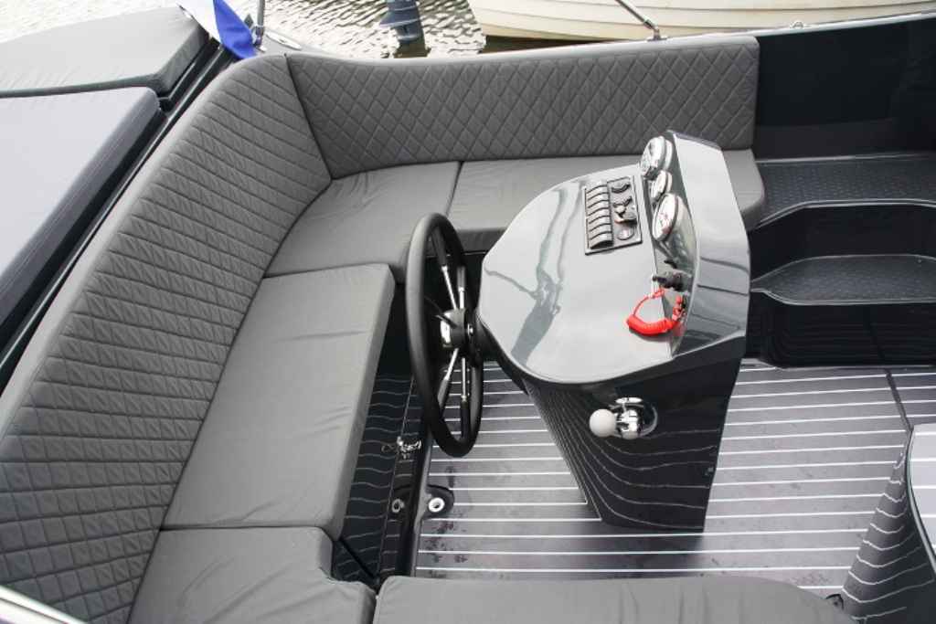 Motorboot RioMar 740