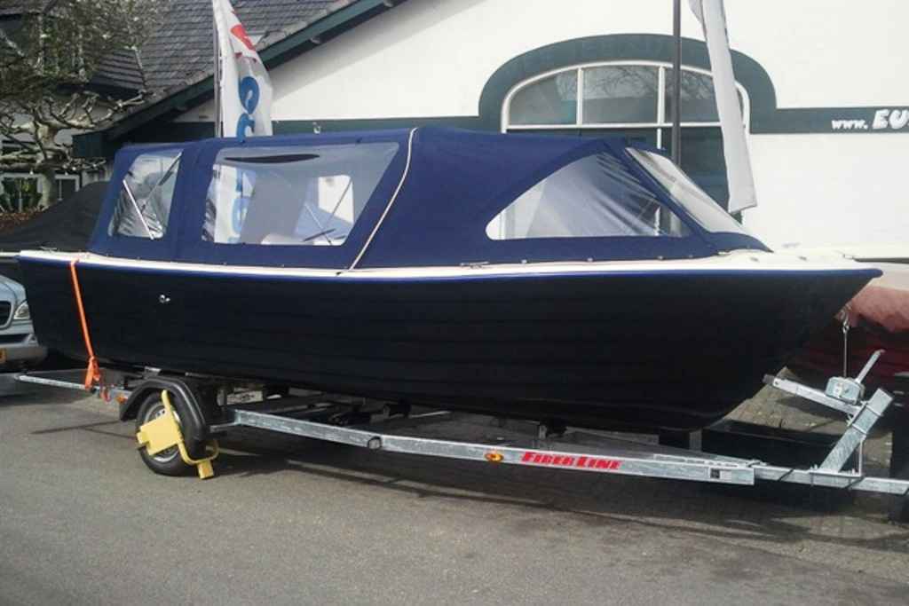 Motorboot Riomar 570