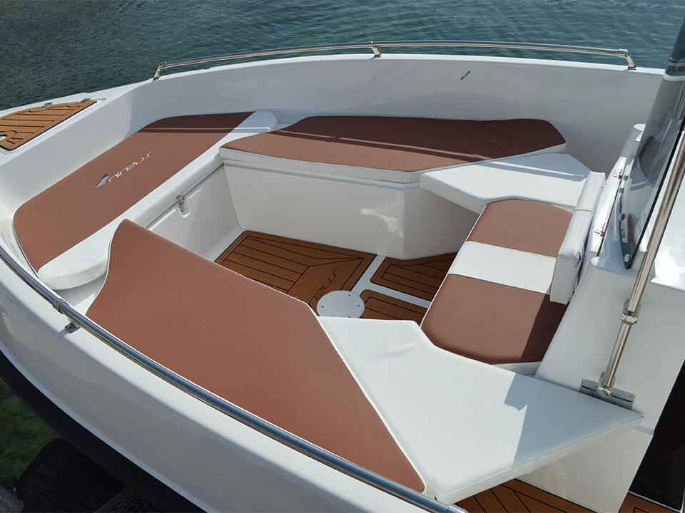 Motorboot Nireus Ω53 Pleasure