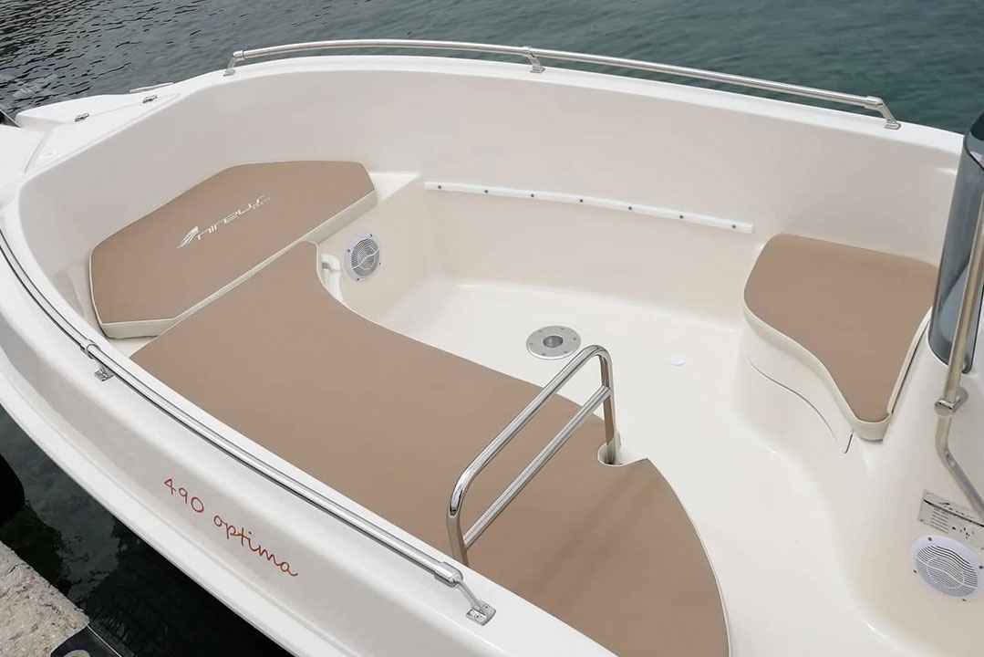 Motorboot Nireus 490 Optima