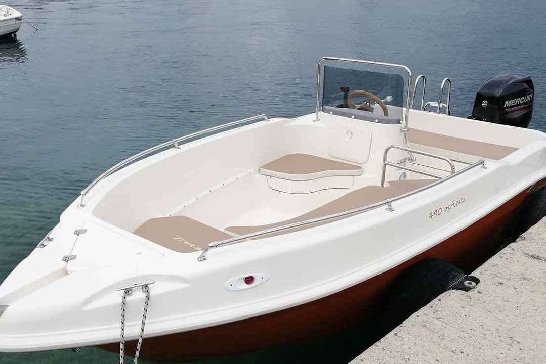 Motorboot Nireus 490 Optima