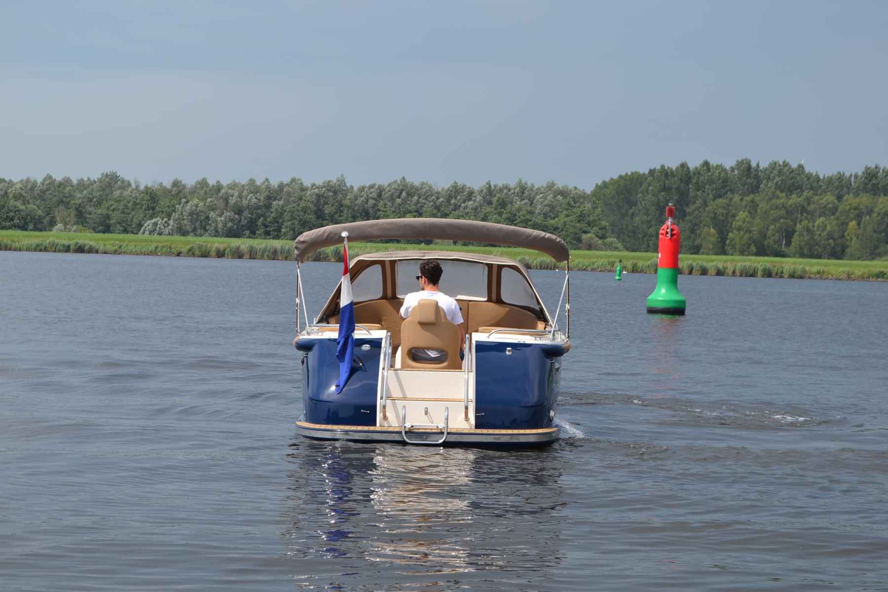 Motorboot PRIMEUR 700 Tender