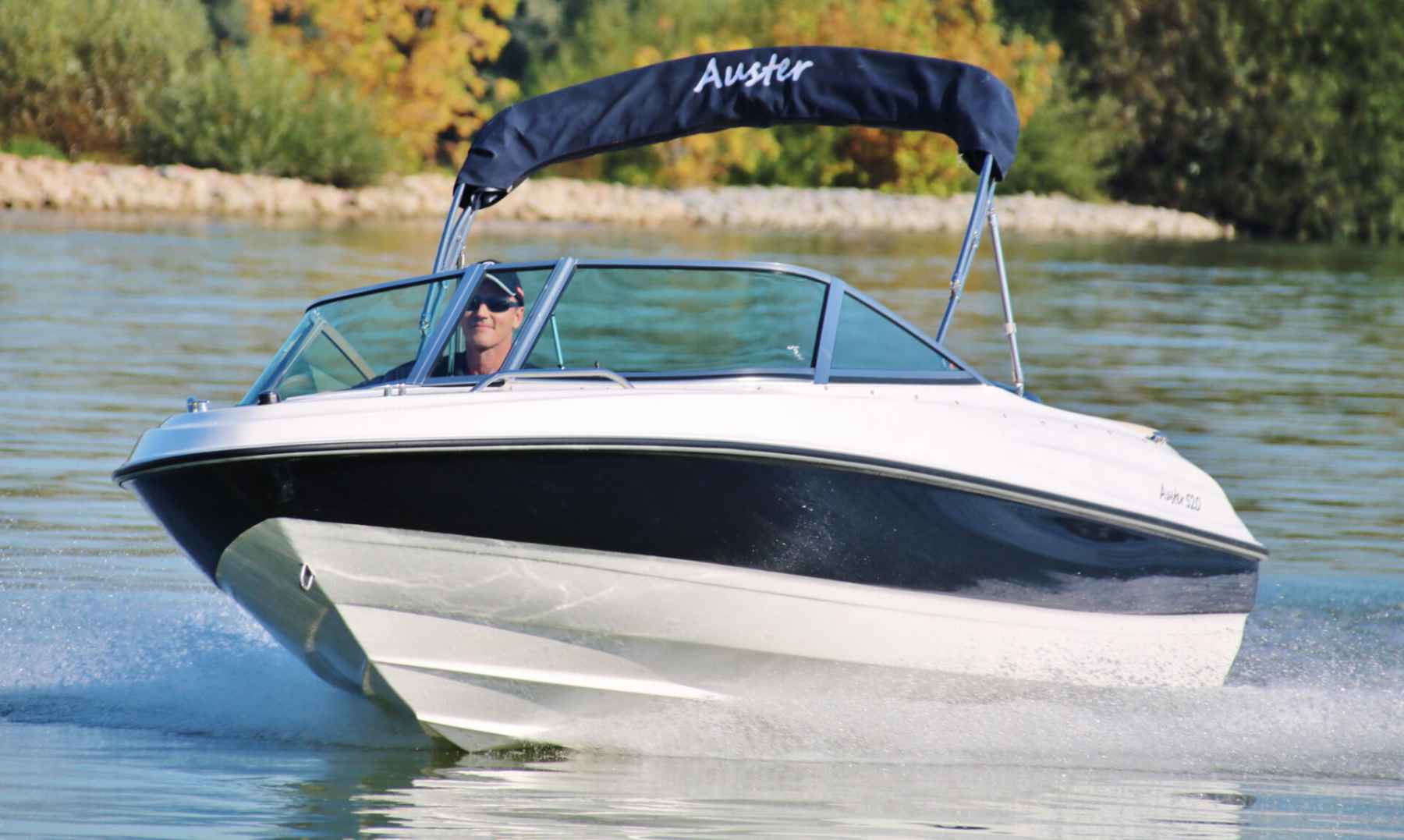 Motorboot Auster 520 CD