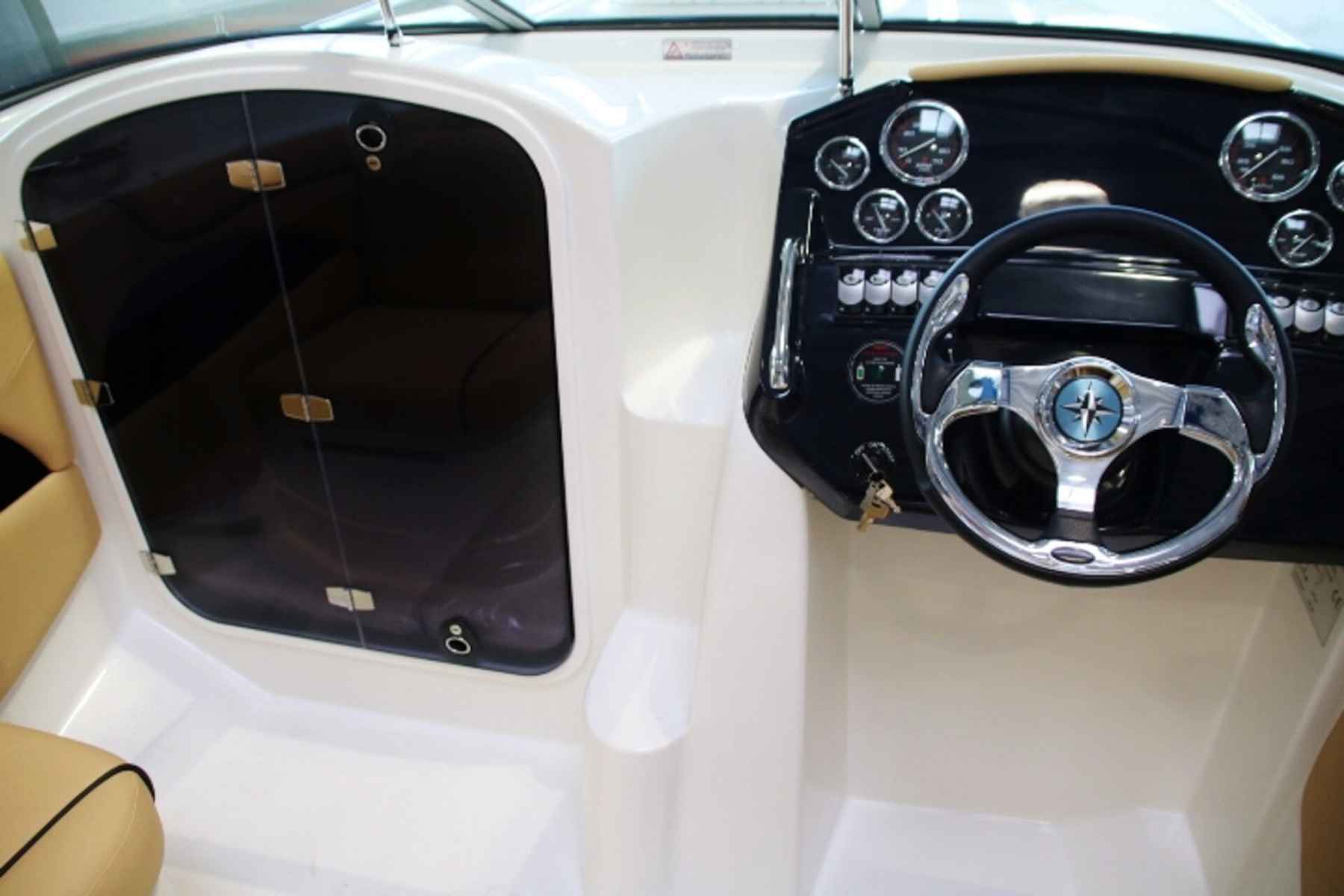 Motorboot Auster 680 CC