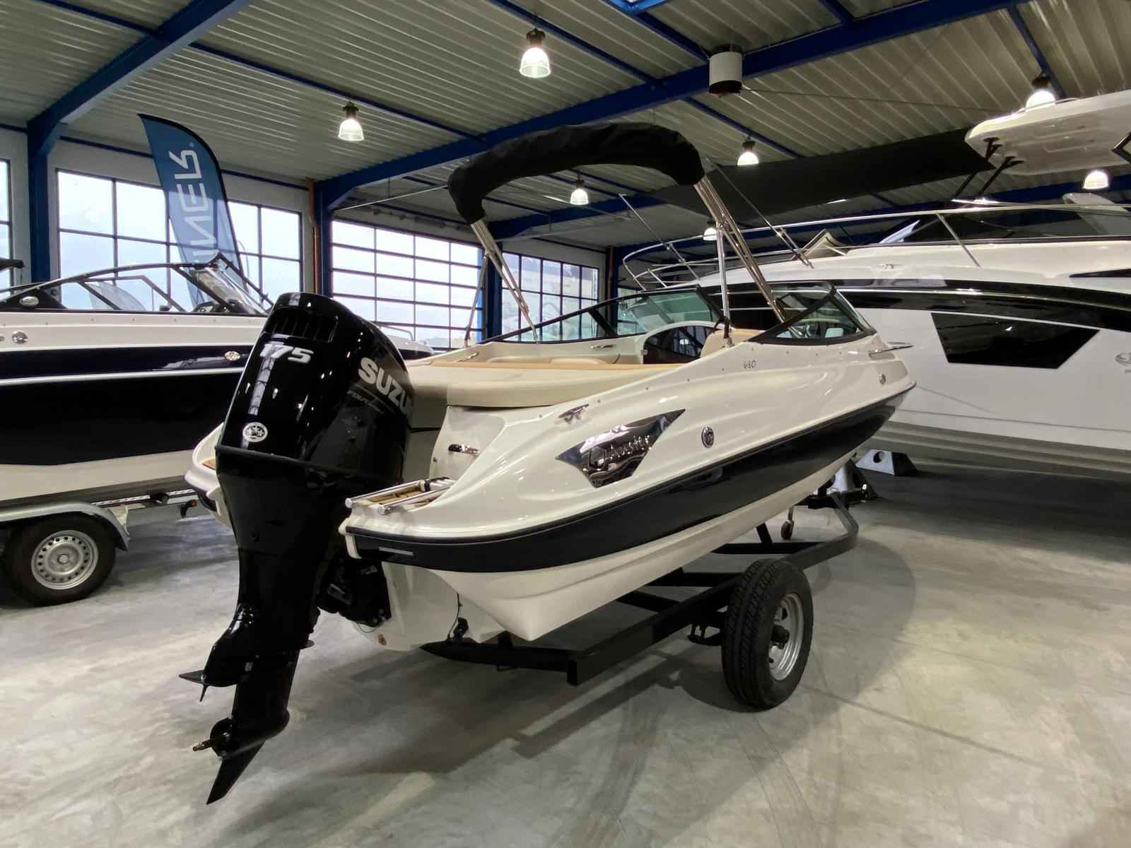 Motorboot AUSTER 680 CC OB