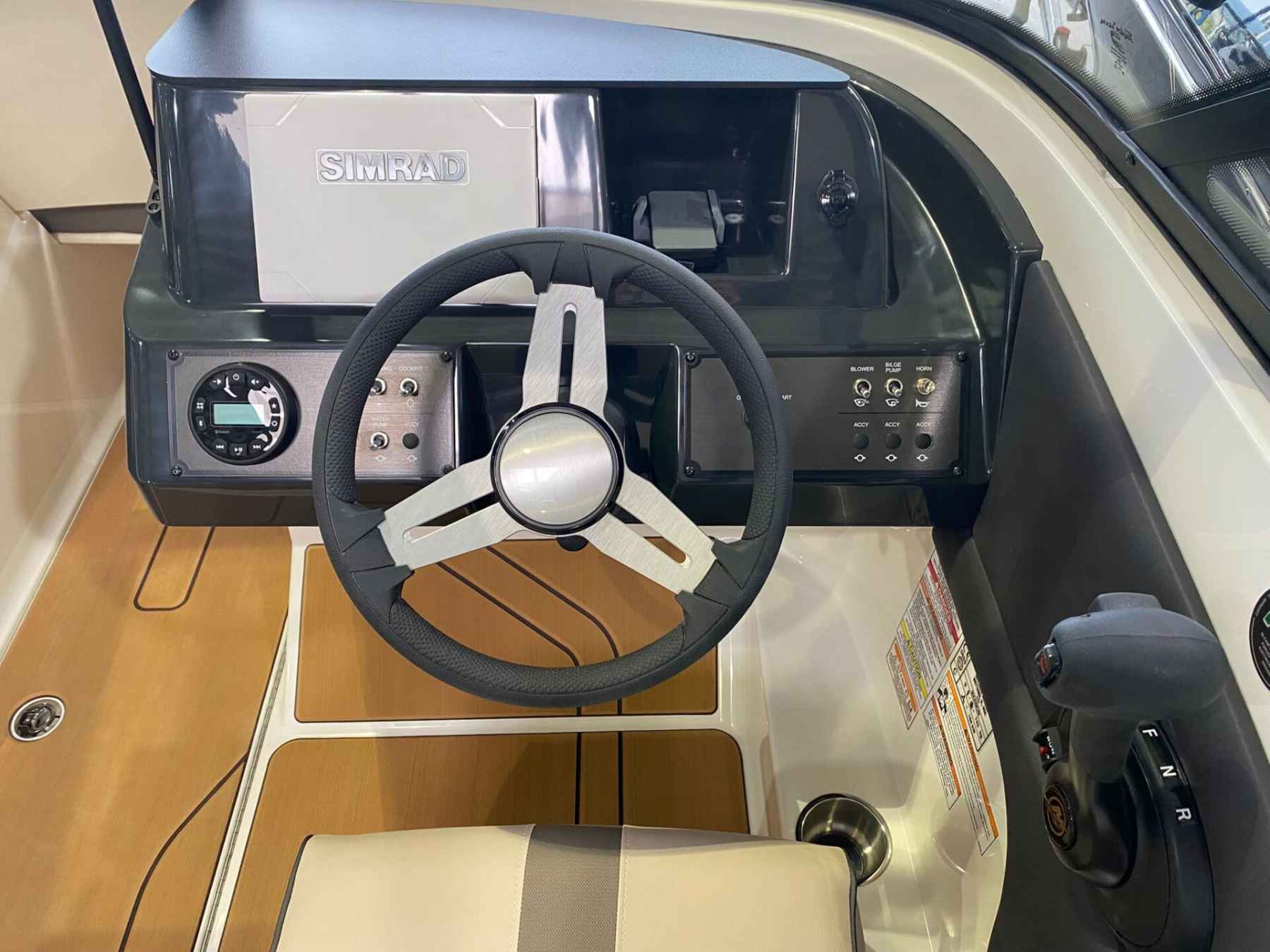 Motorboot Bayliner V20i