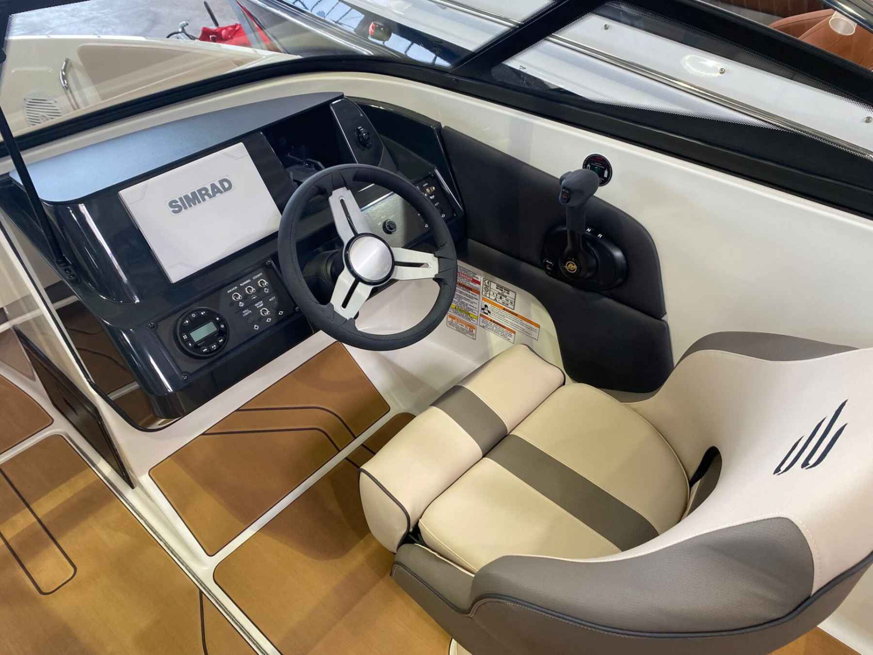 Motorboot Bayliner V20i