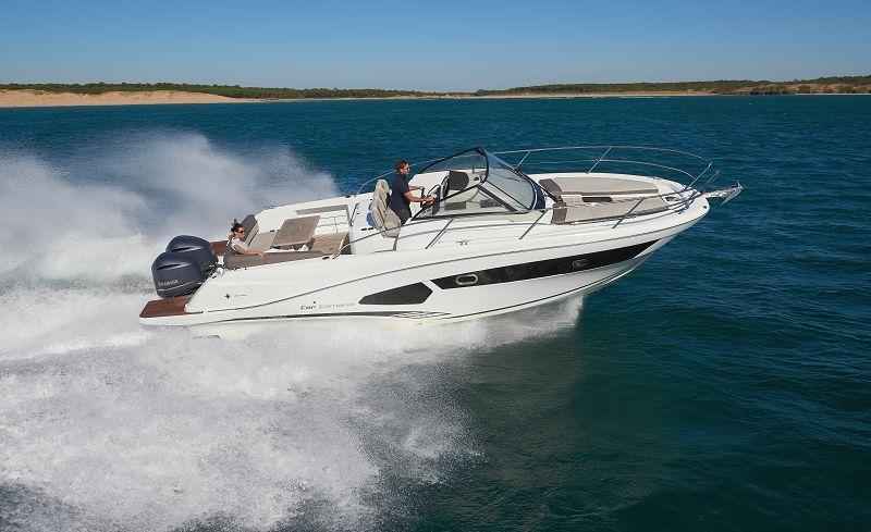 Motorboot Jeanneau CAP CAMARAT 10.5 WA