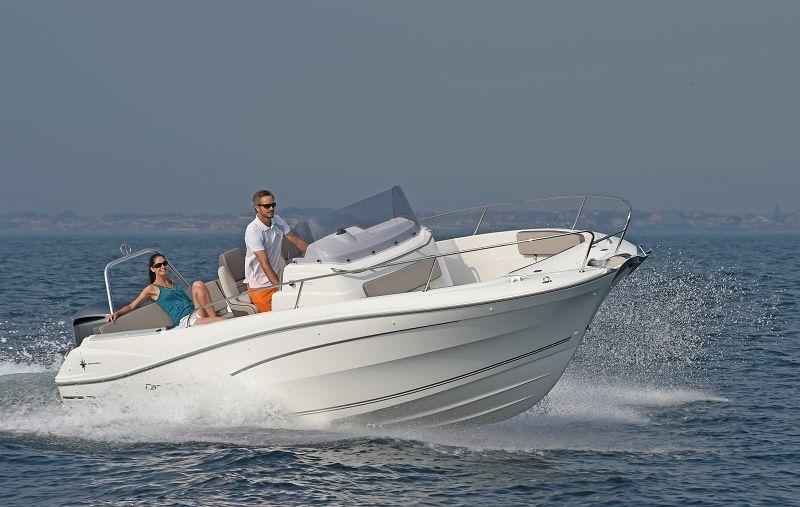 Motorboot Jeanneau Cap Camarat 7.5 CC