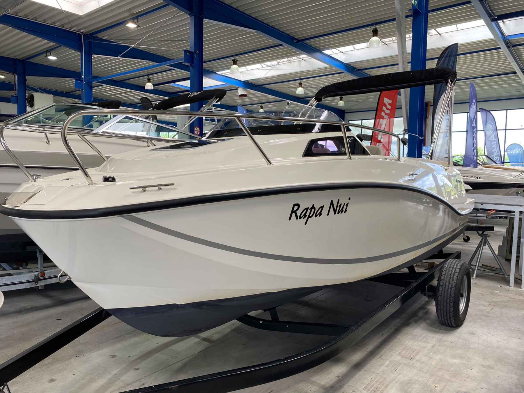 Motorboot Quicksilver Activ 555 Cabin