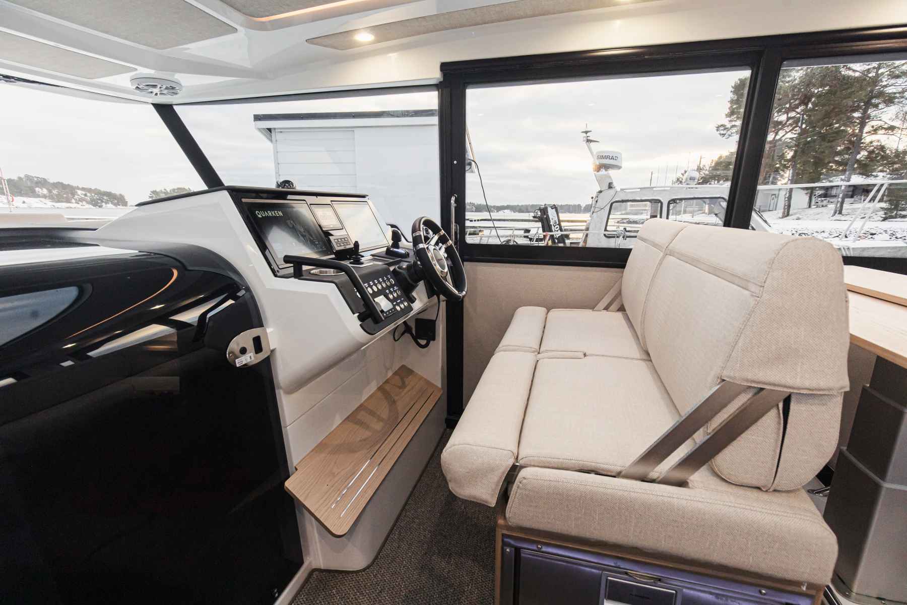 Motorboot Quarken 35 CABIN TOURER