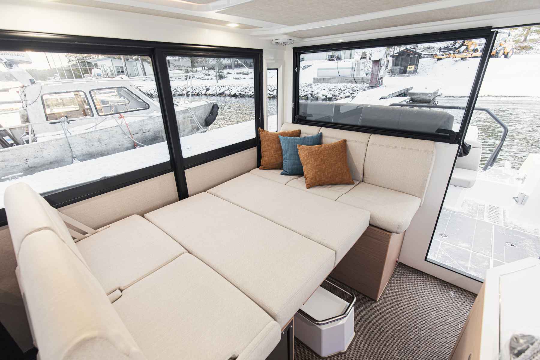 Motorboot Quarken 35 CABIN TOURER