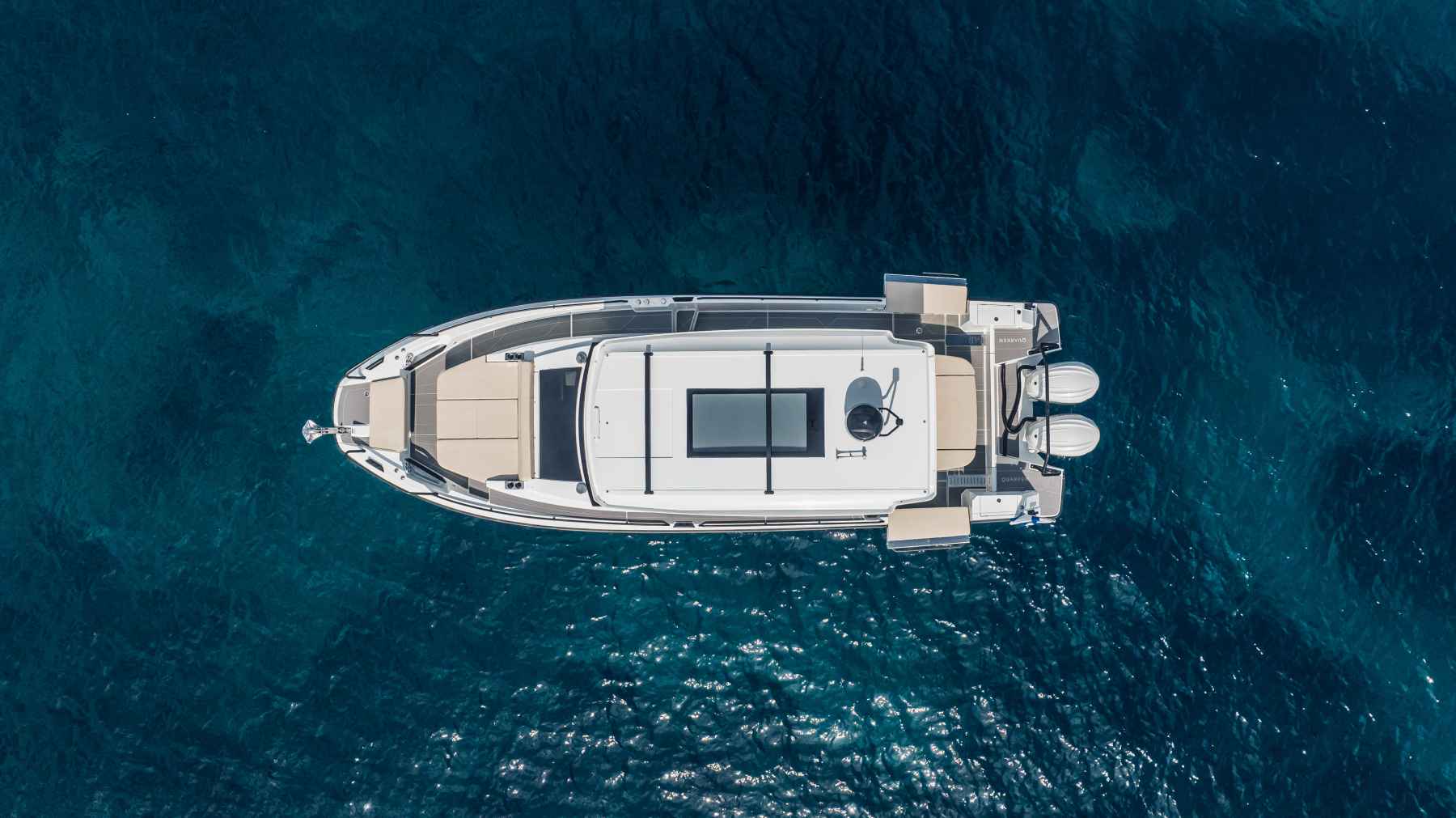 Motorboot Quarken 35 CABIN TOURER