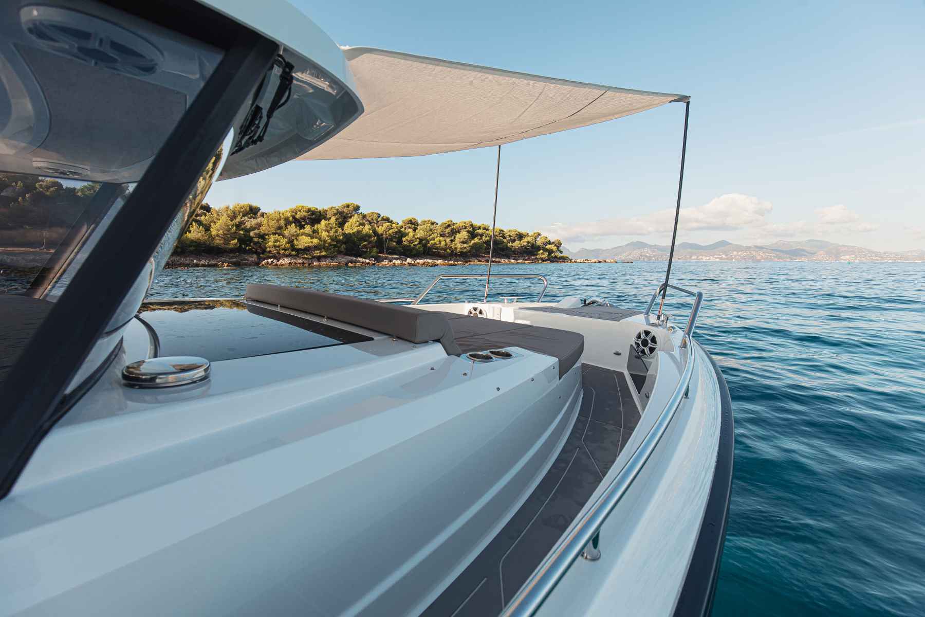 Motorboot Quarken 35 CABIN TOURER