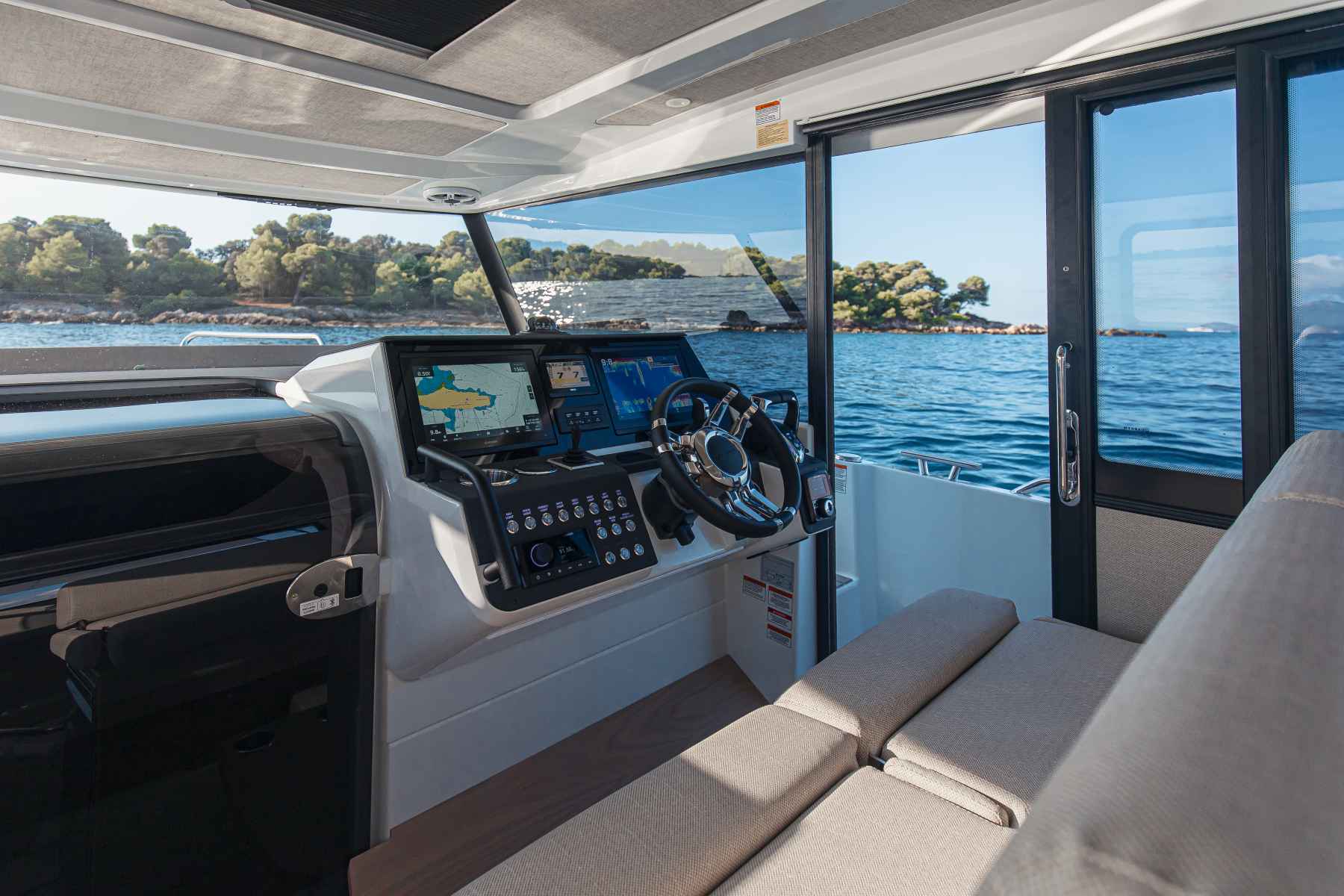 Motorboot Quarken 35 CABIN TOURER