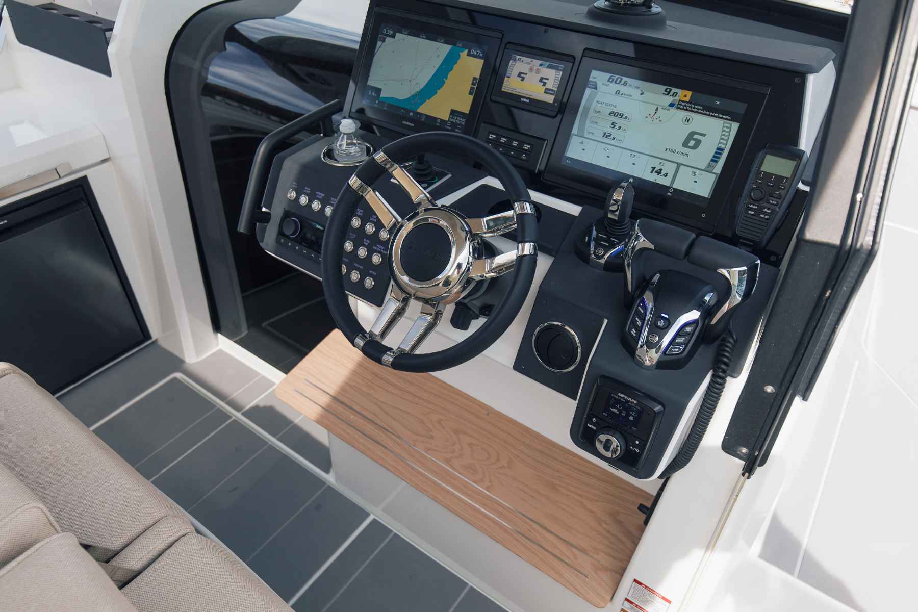 Motorboot Quarken 35 GRAND TOURER