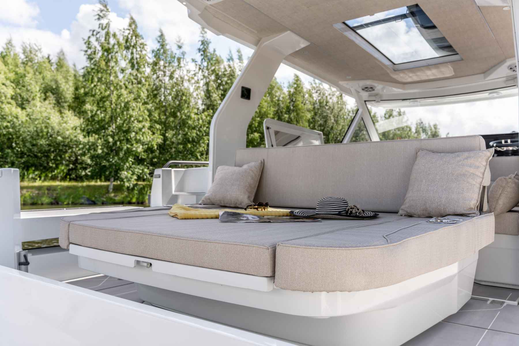 Motorboot Quarken 35 Sport Tourer