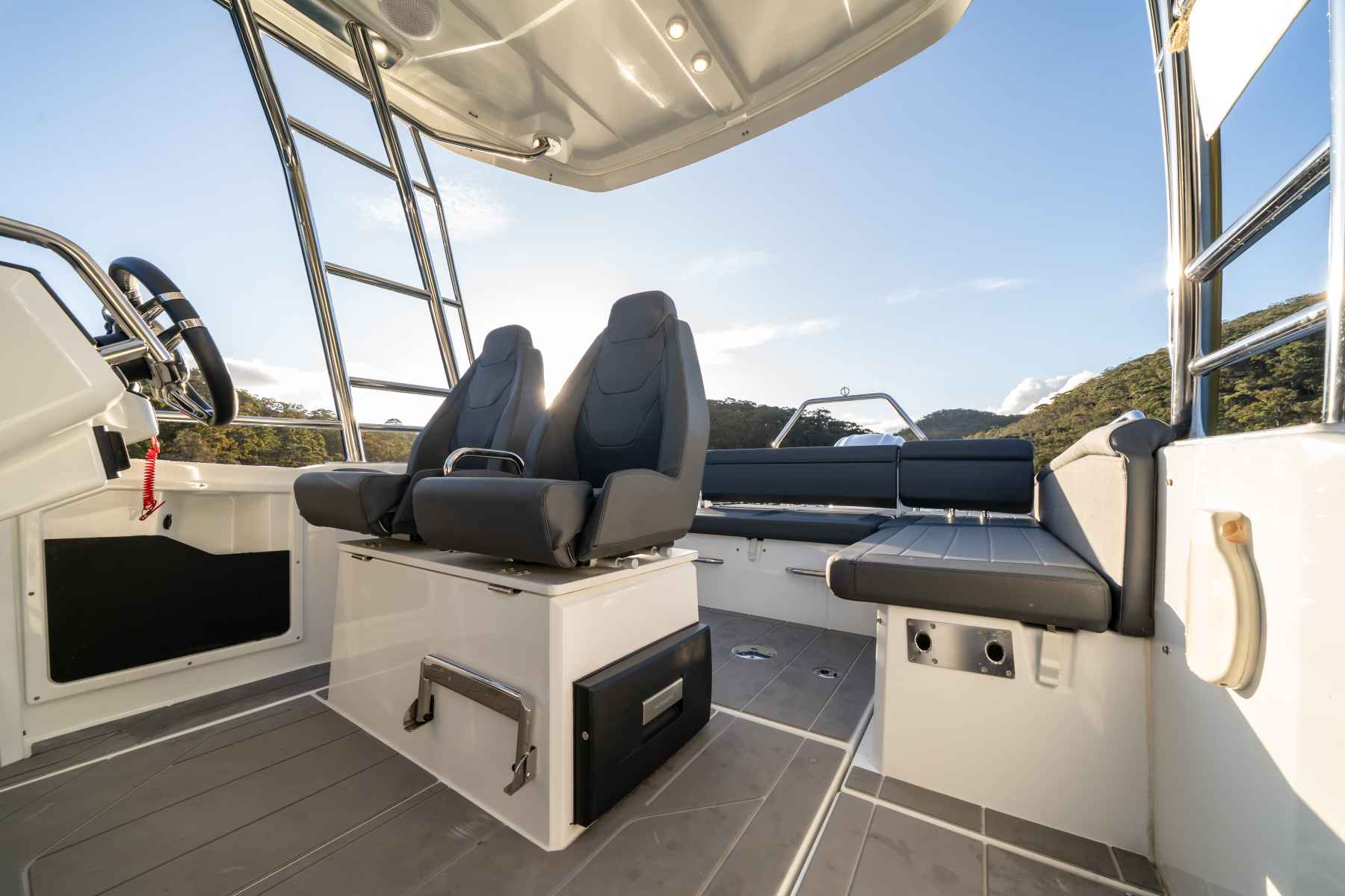Motorboot Quarken 27 T-TOP