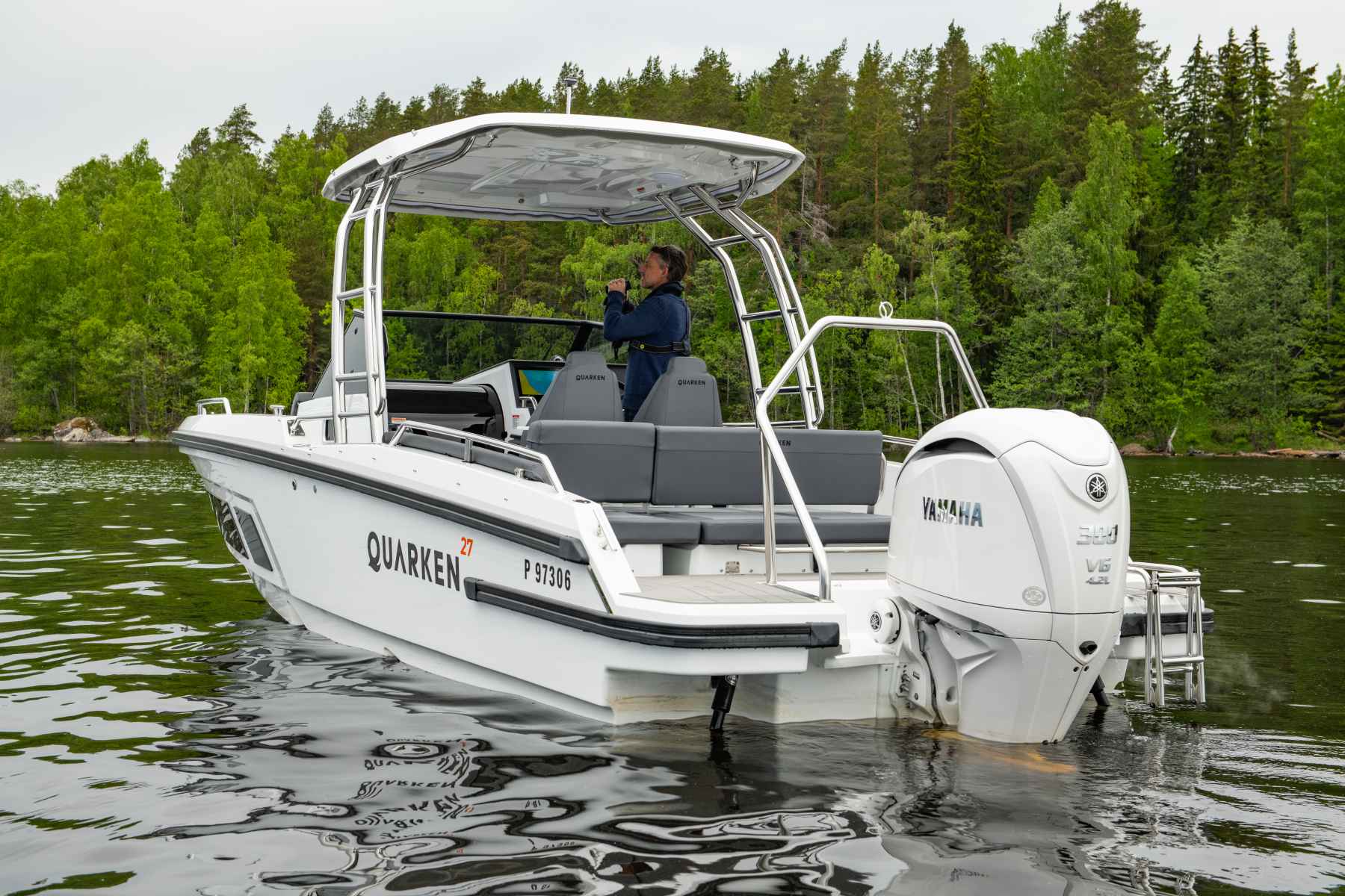Motorboot Quarken 27 T-TOP