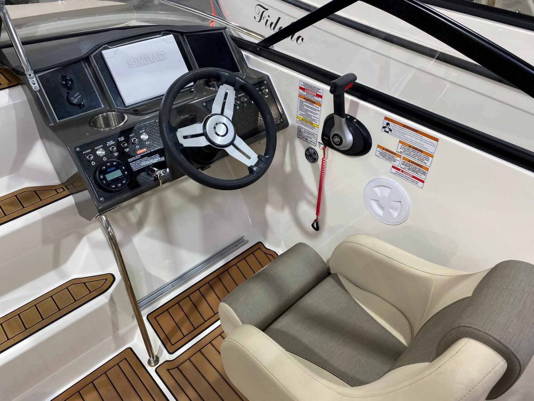 Motorboot Bayliner VR5C CUDDY