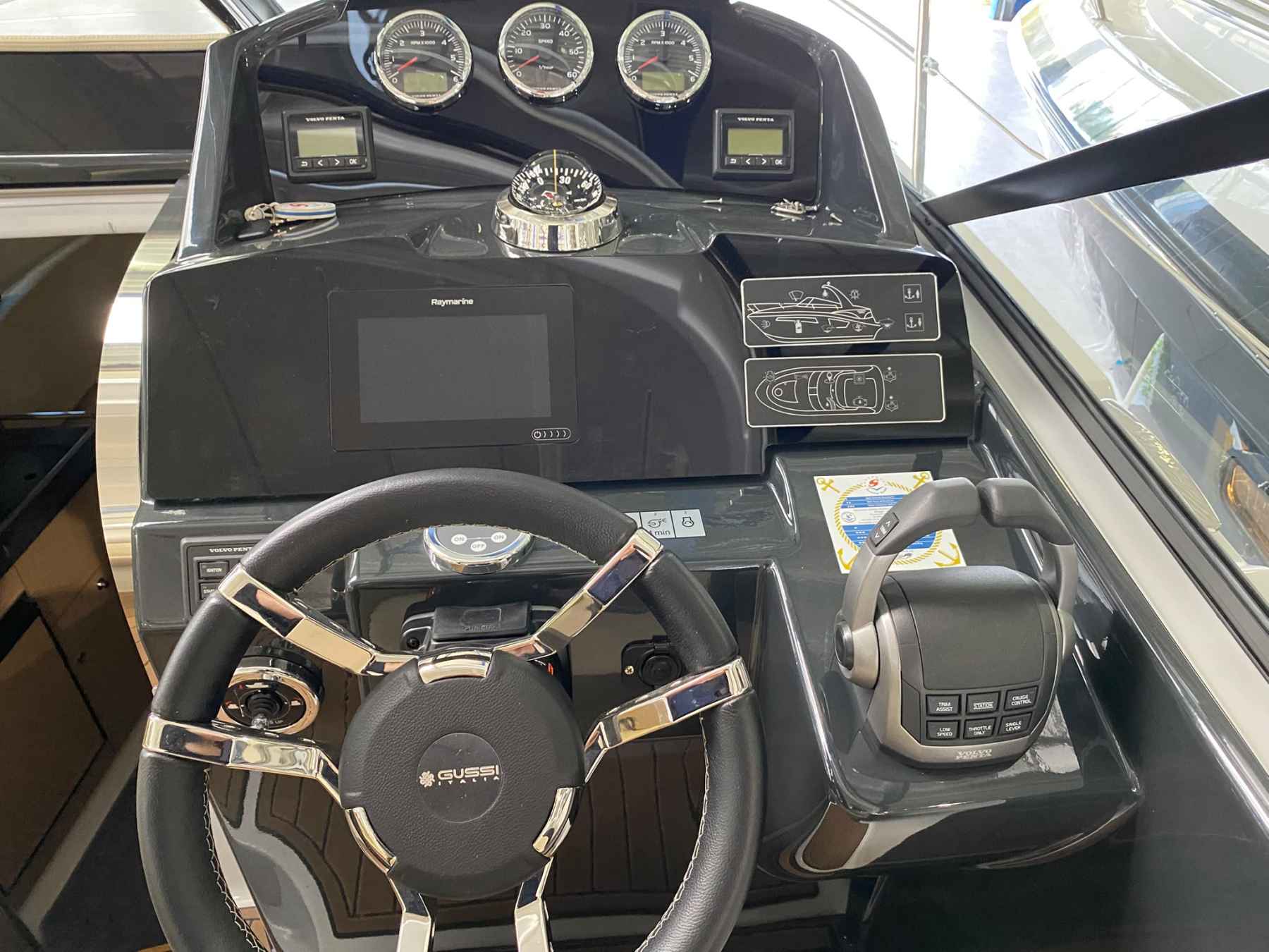 Motorboot Viper V 323 HT
