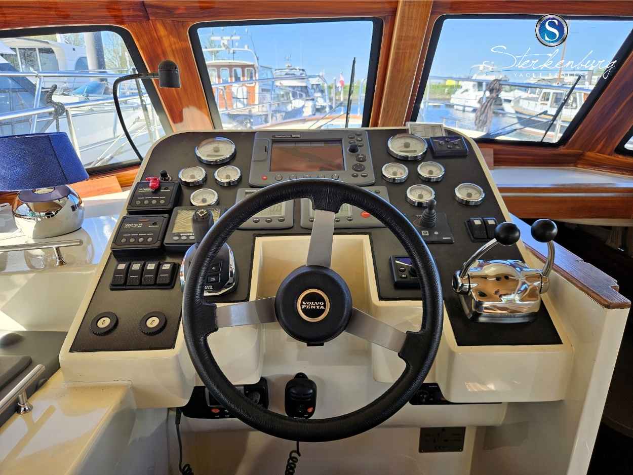 Motorboot Tuna 40 Cabrio