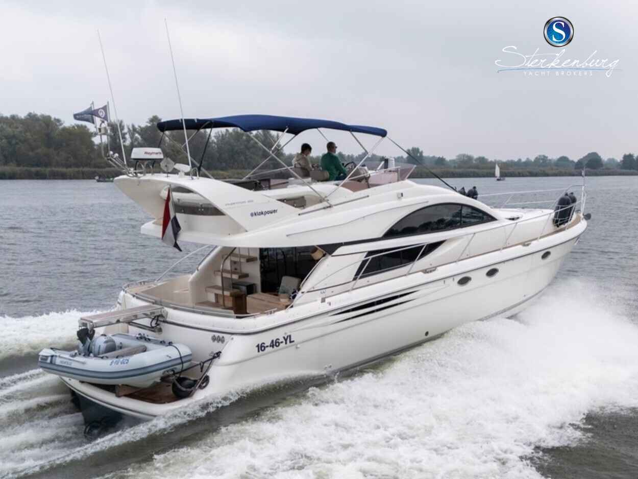 Motorboot Fairline Phantom 50
