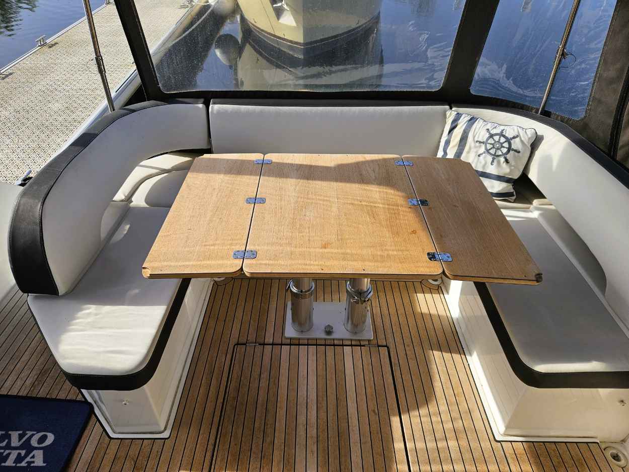 Motorboot Bavaria S40 HT
