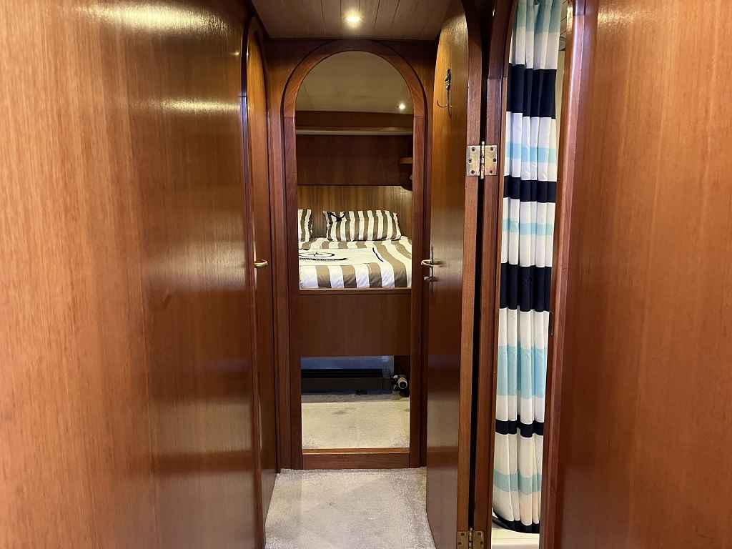 Motorboot Blauwe Hand Trawler 1400
