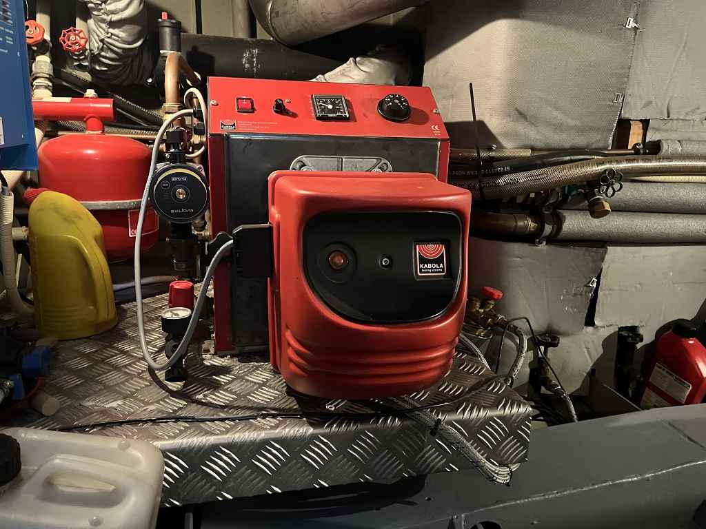 Motorboot Blauwe Hand Trawler 1400