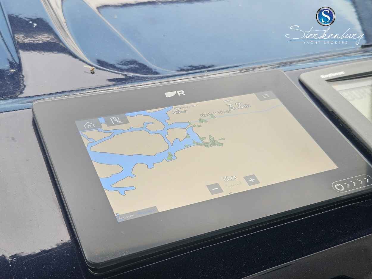 Motorboot Sealine S37