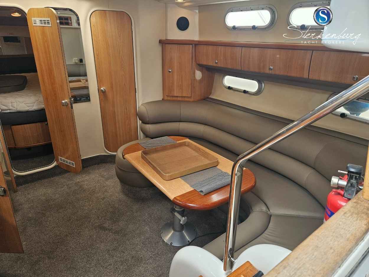 Motorboot Sealine S37