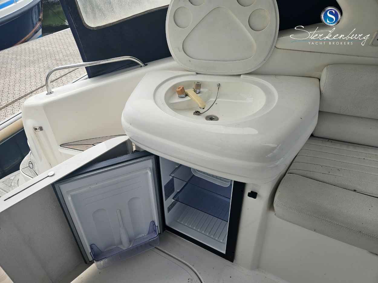 Motorboot Sealine S37