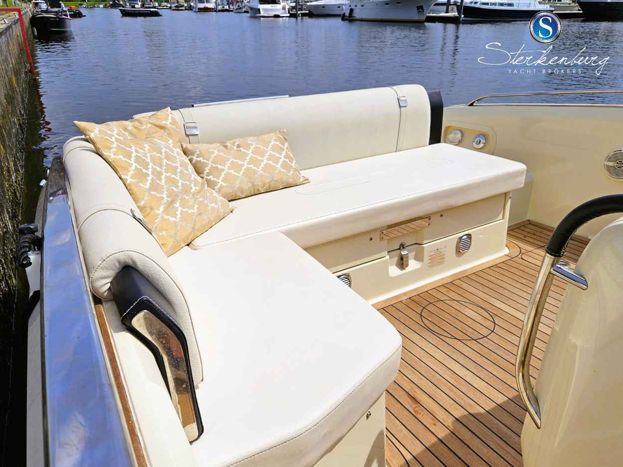 Motorboot Invictus 280 GT
