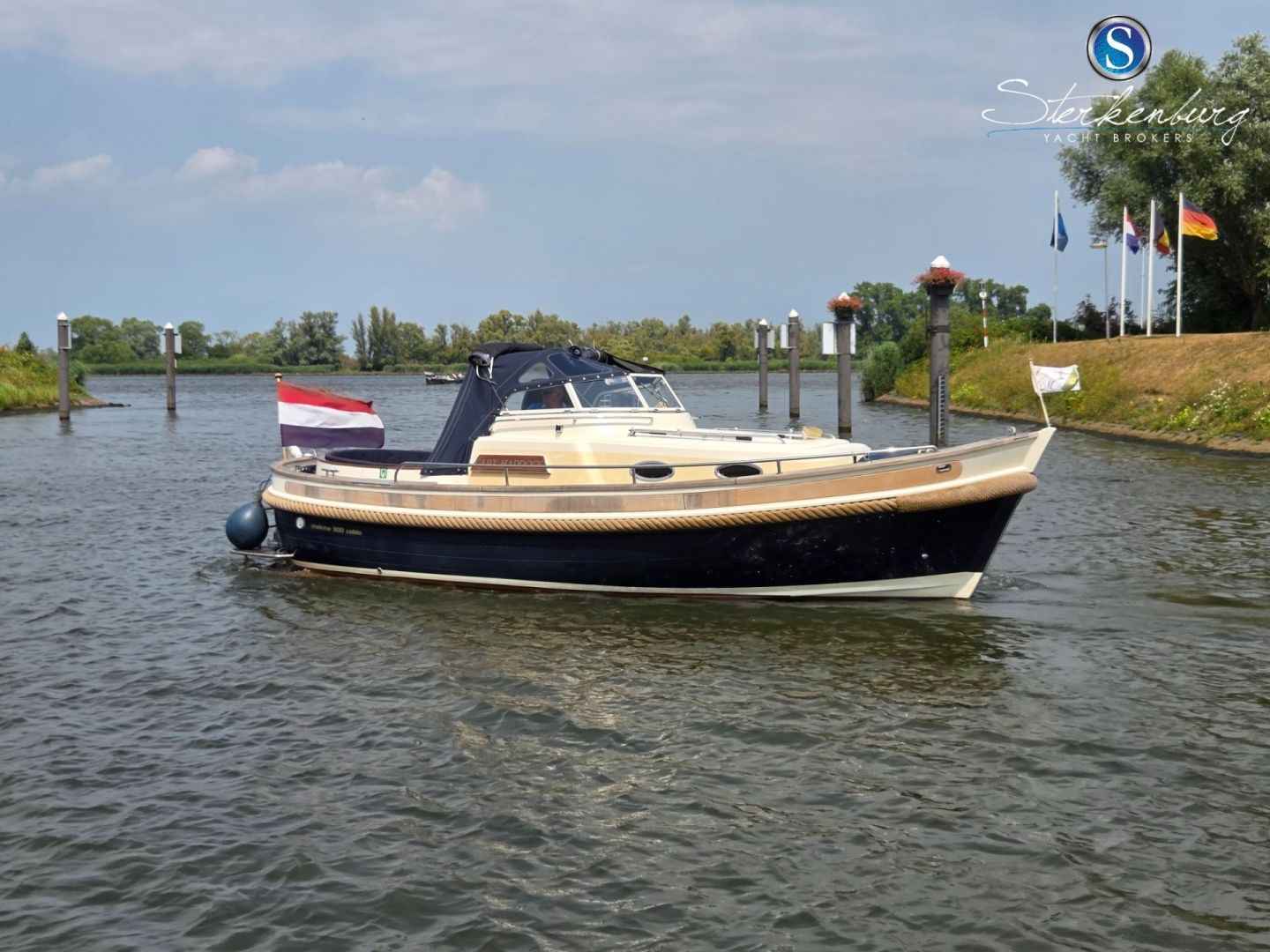 Motorboot Makma 900 Cabin