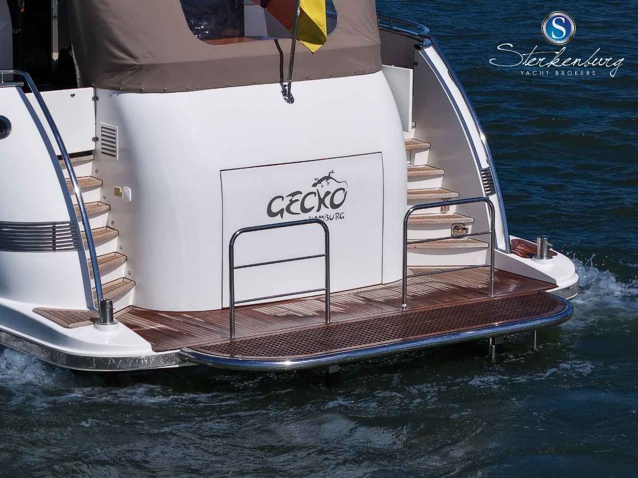 Motorboot Van der Valk Continental II 2300 ALU-IPS