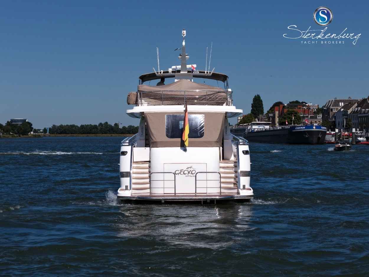 Motorboot Van der Valk Continental II 2300 ALU-IPS
