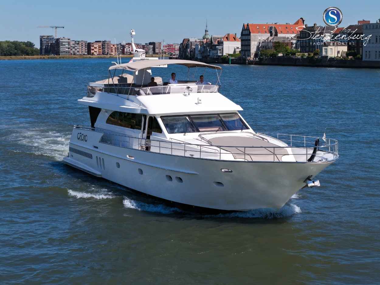 Motorboot Van der Valk Continental II 2300 ALU-IPS