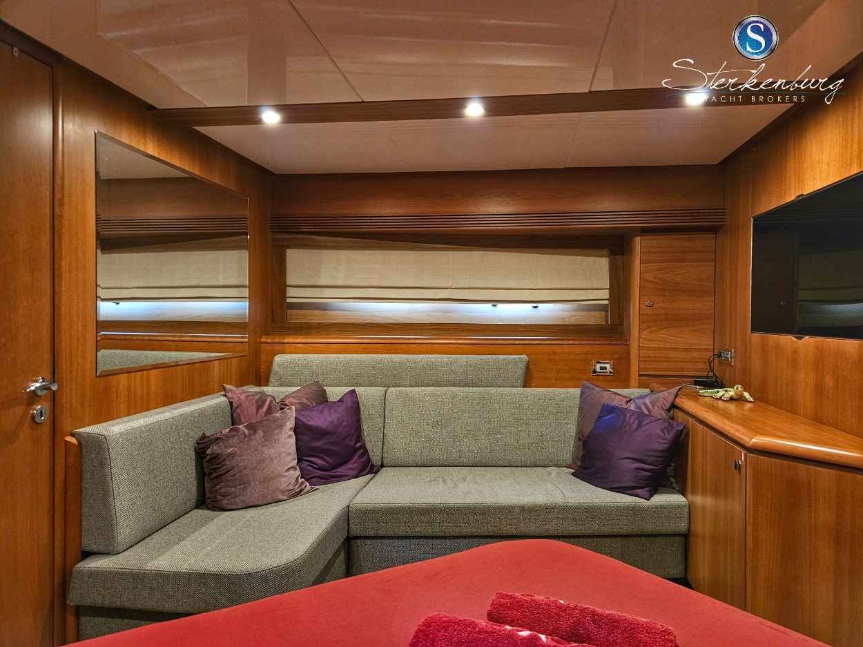 Motorboot Van der Valk Continental II 2300 ALU-IPS
