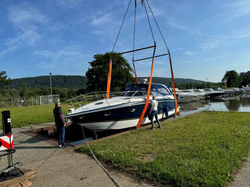 Motorboot Cobalt 360