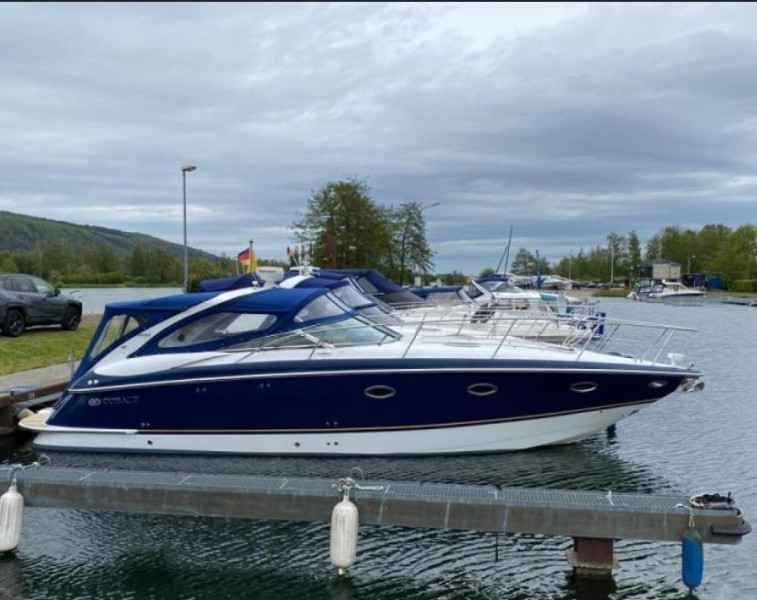 Motorboot Cobalt 360