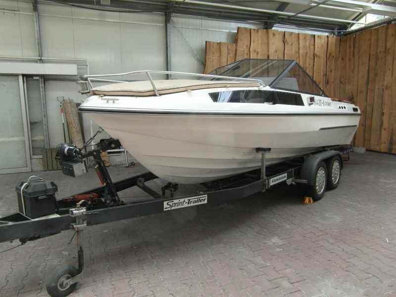 Motorboot Crownline 242 CR