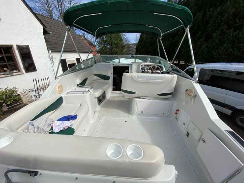 Motorboot Crownline 242 CR
