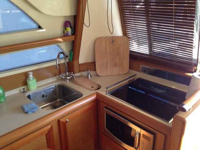 Motorboot Mochi Craft Dolphin 54 Sun Top